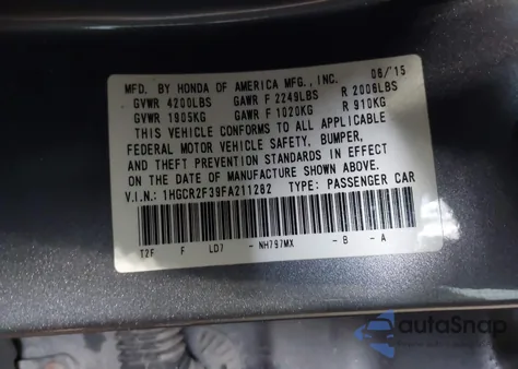 2015 Honda Accord Lx z USA, uszkodzony, nr VIN 1HGCR2F39FA211282